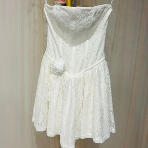 More to Come Elegant Strapless Lace Mini Dress